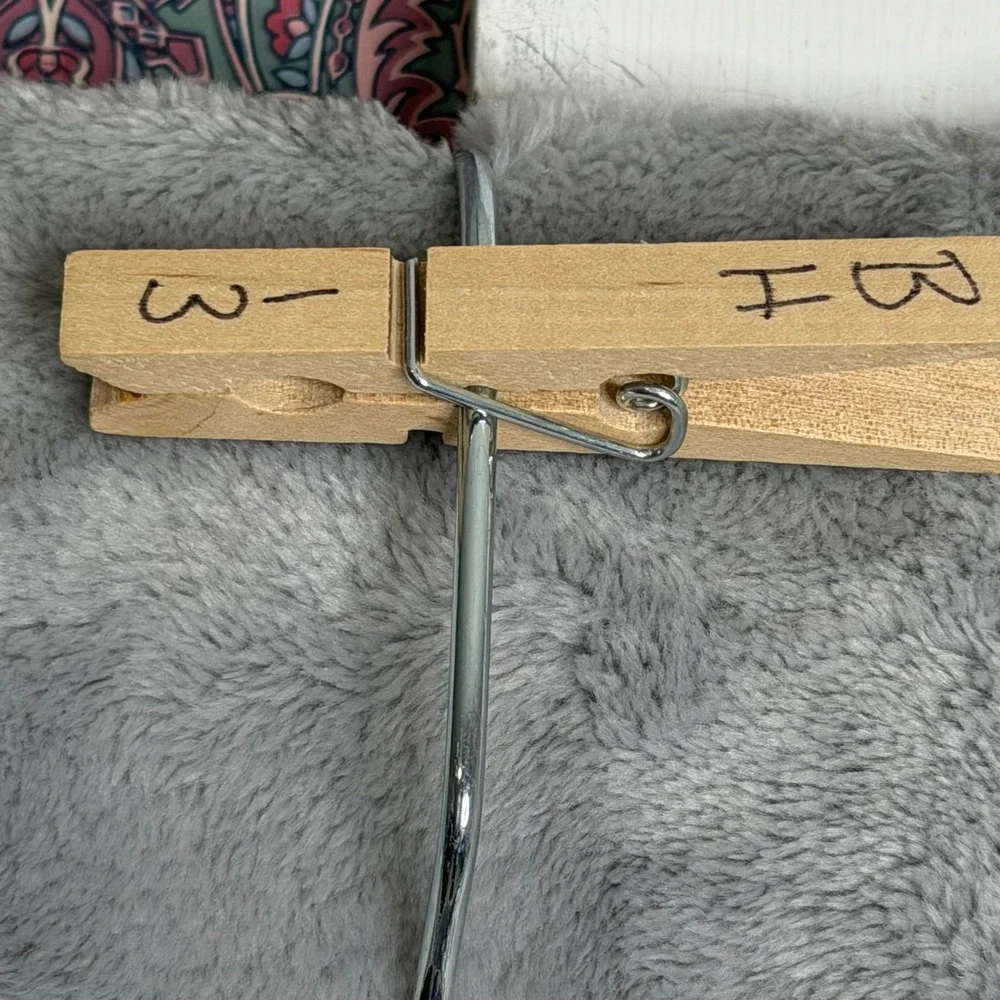 New Minnie Mouse Pajama Pants Womens S Grey Super Soft Lounge Relax Disney - Picture 8 of 8